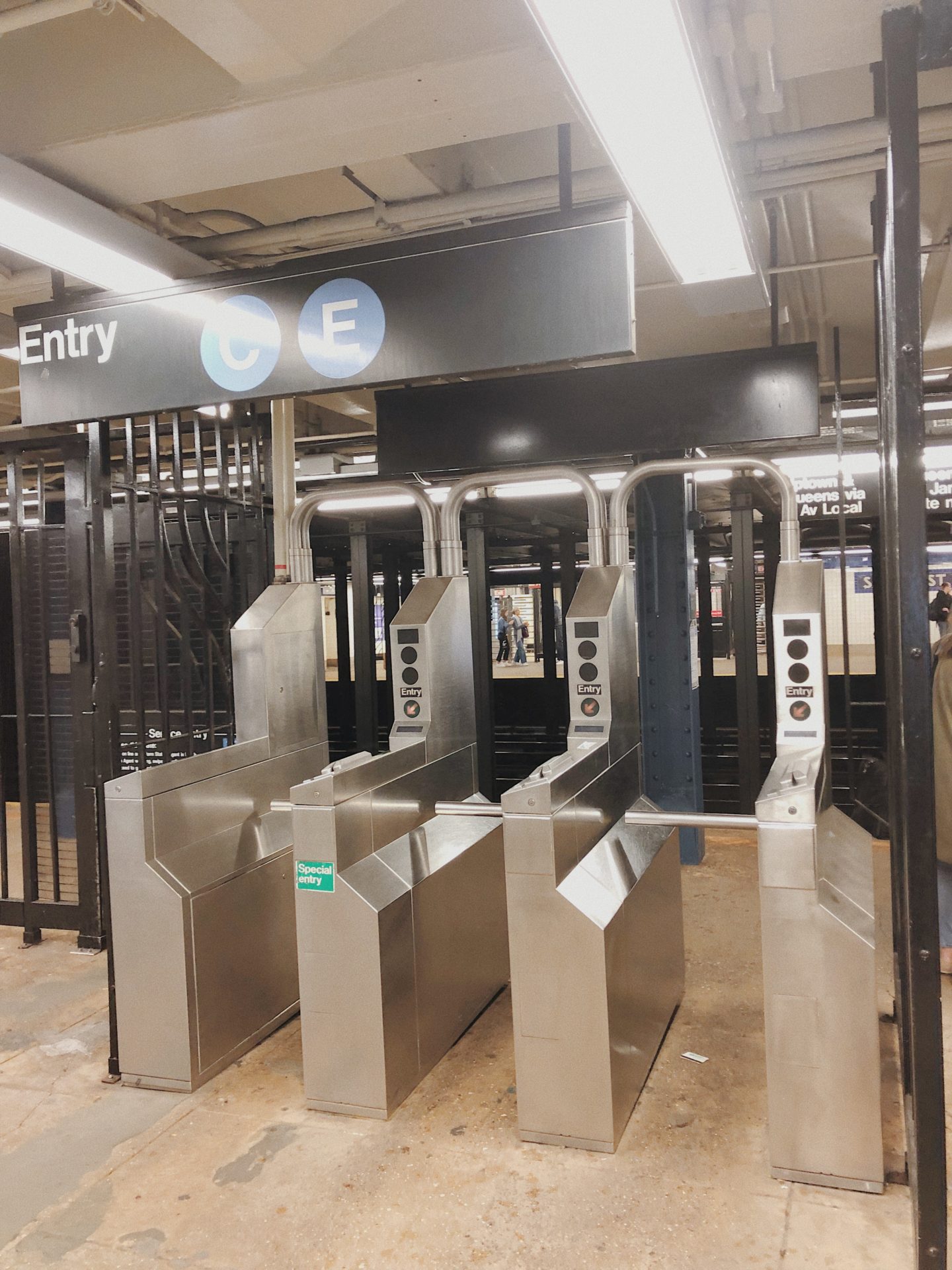 Entrance to the New York City subway 