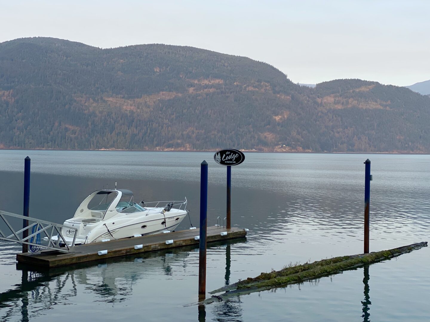 the lodge at harrison lake