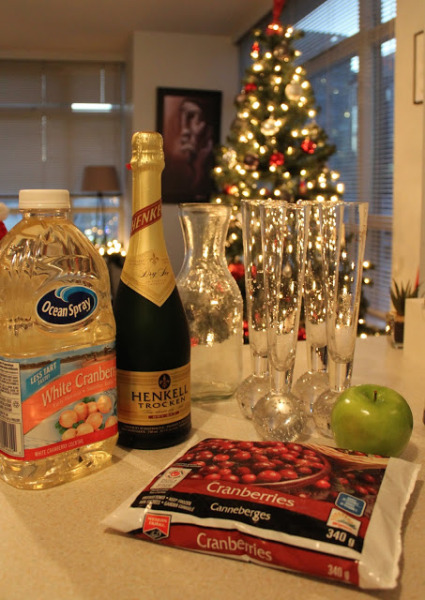 Ingredients for the ultimate Christmas mimosa 