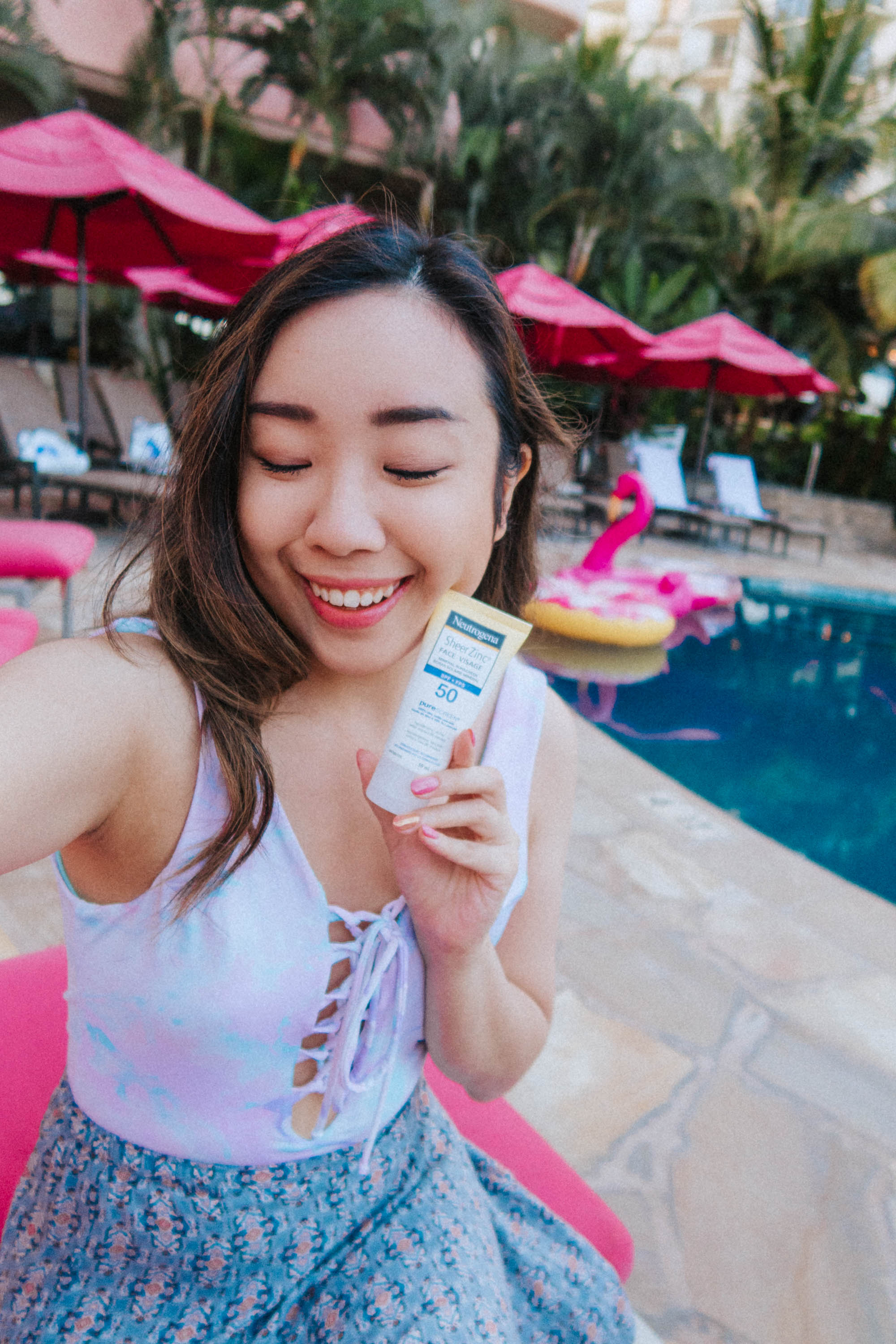 Adding my favourite Neutrogena Sheer Zinc Mineral Sunscreen for Face and Body to my daily skinare routine
