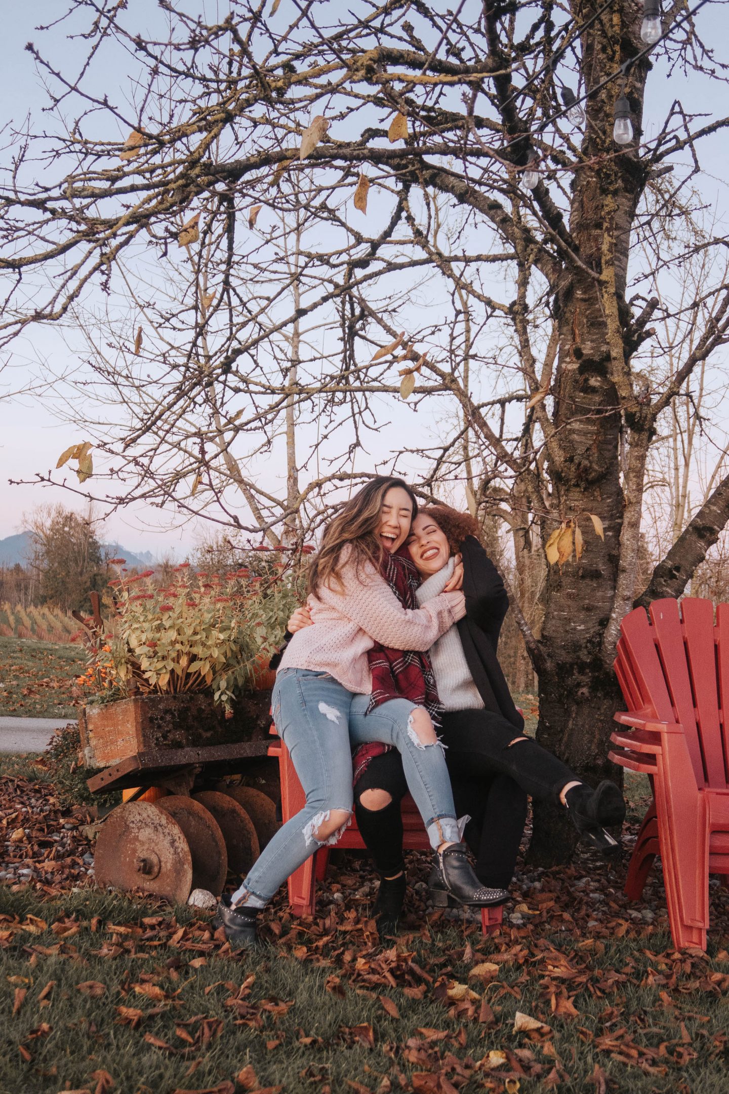 Giving my girlfriend a hug after a wine tour in Abbotsford 