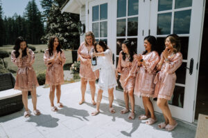 wedding at rowena's inn on the river